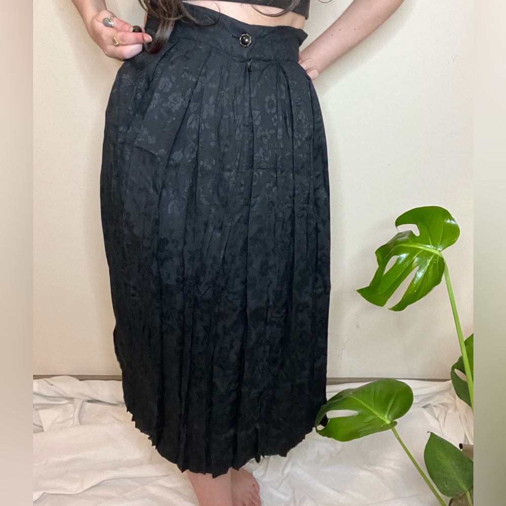 Vintage black skirt